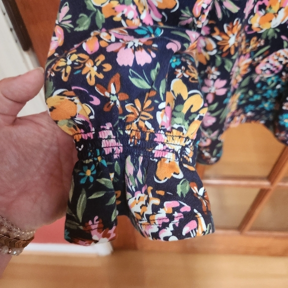 Floral Women's Top Crown And Ivy - Picture 4 of 5